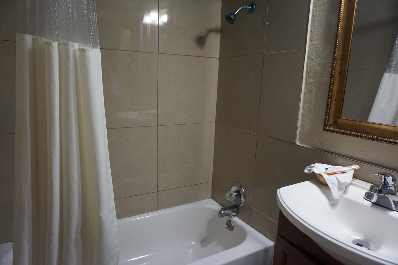 Star Light Inn Channelview Bagian luar foto